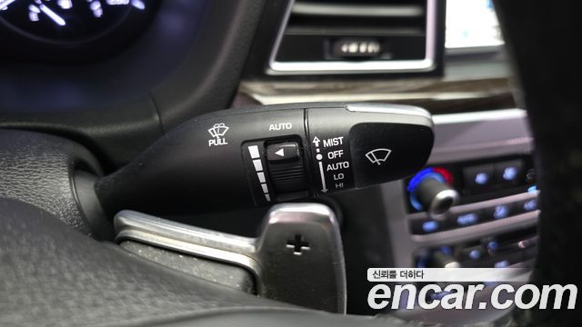 Genesis G80 3.3 GDI AWD Luxury 2018 — фото 16