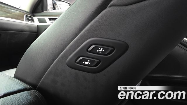 Genesis G80 3.3 GDI AWD Luxury 2018 — фото 27