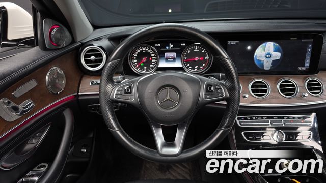 Mercedes-Benz E-Class (W213) E220d Exclusive 2017 — фото 13