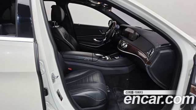 Mercedes-Benz S-Class (W222) S560L 4MATIC 2019 — фото 26