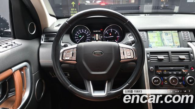 Land Rover Discovery Sport 2.0 TD4 HSE Luxury 2016 — фото 13