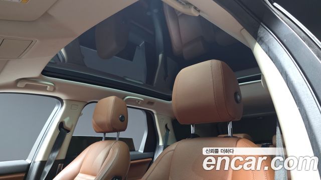 Land Rover Discovery Sport 2.0 TD4 HSE Luxury 2016 — фото 16