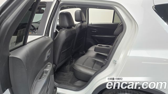 Chevrolet Trax 1.4 Red Line Premier 2021 — фото 11