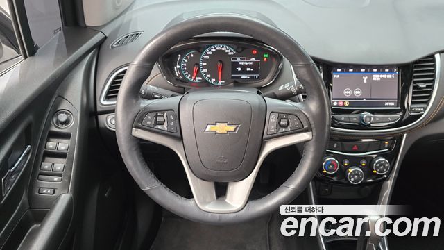 Chevrolet Trax 1.4 Red Line Premier 2021 — фото 13