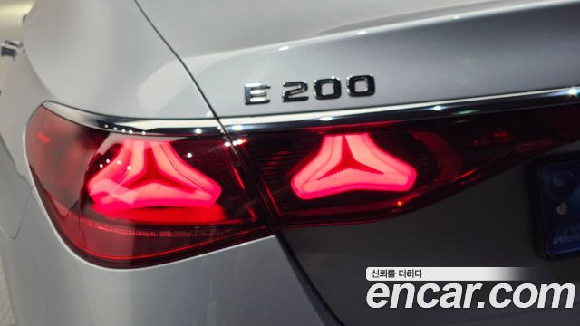 Mercedes-Benz E-Class (W214) E200 Avantgarde 2024 — фото 29