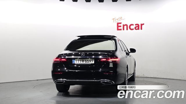Mercedes-Benz E-Class (W213) E450 4MATIC Exclusive 2021 — фото 4