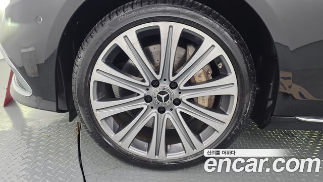 Mercedes-Benz E-Class (W213) E450 4MATIC Exclusive 2021 — фото 5