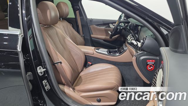 Mercedes-Benz E-Class (W213) E450 4MATIC Exclusive 2021 — фото 12