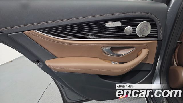 Mercedes-Benz E-Class (W213) E450 4MATIC Exclusive 2021 — фото 25
