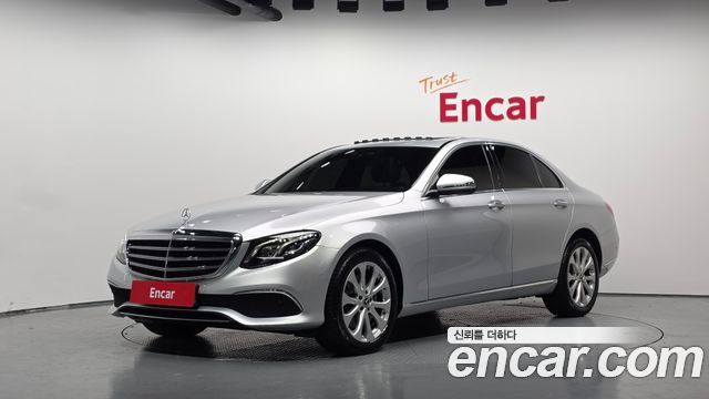 Mercedes-Benz E-Class (W213) E220d 4MATIC Exclusive