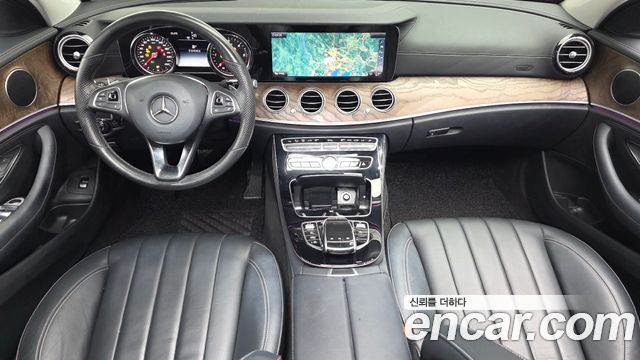 Mercedes-Benz E-Class (W213) E220d 4MATIC Exclusive 2017 — фото 7
