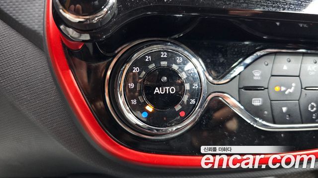 Renault Korea QM3 RE Signature 2016 — фото 16