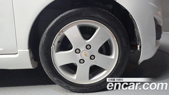 Chevrolet Spark LPG LT Standard 2012 — фото 21
