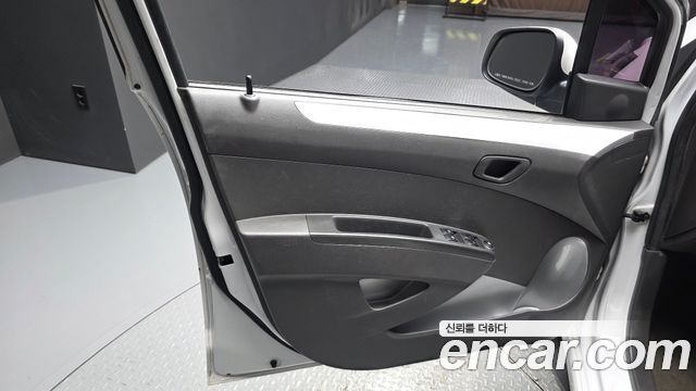 Chevrolet Spark LPG LT Standard 2012 — фото 24
