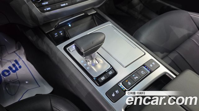 Genesis G80 3.3 GDI AWD Luxury 2018 — фото 9