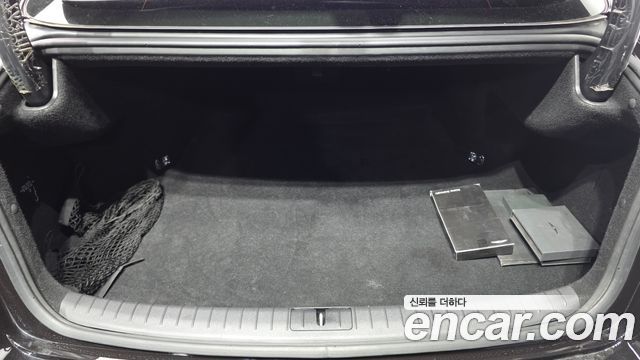 Genesis G80 3.3 GDI AWD Luxury 2018 — фото 16