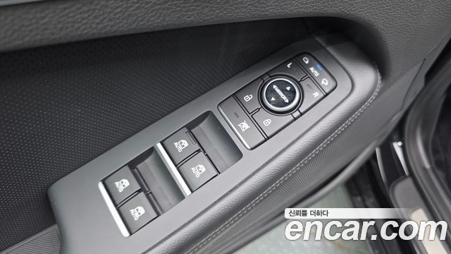 Genesis G80 3.3 GDI AWD Luxury 2018 — фото 27