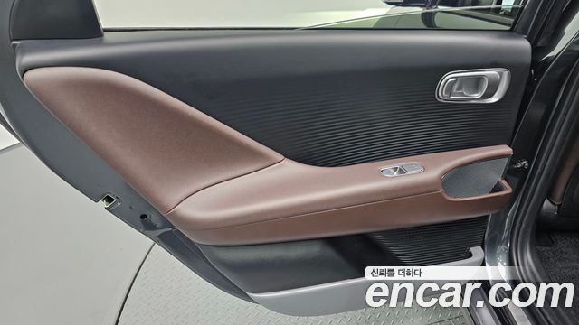 Hyundai Ioniq 6 Long Range Prestige 2023 — фото 25