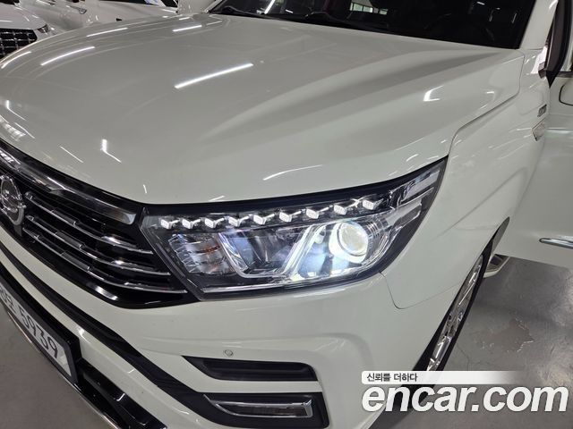 KG Mobility (SsangYong) Korando Turismo 4WD Extreme Sport 9-Seater 2019 — фото 8