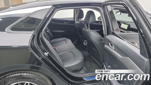 Kia K5 (III) 2.0 Prestige 2023 — фото 11