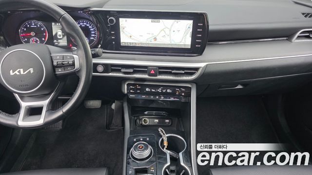 Kia K5 (III) 2.0 Prestige 2023 — фото 14