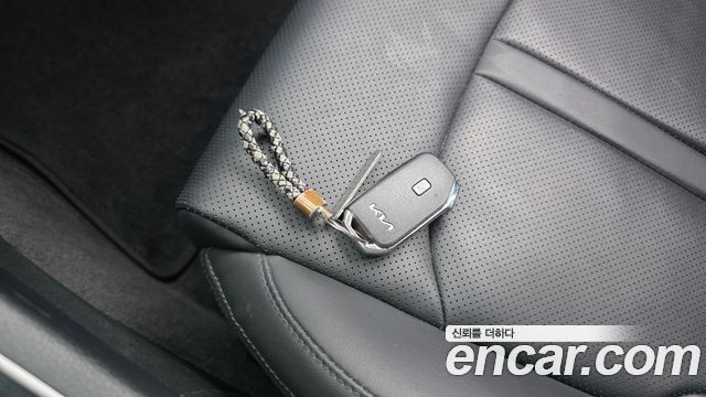 Kia K5 (III) 2.0 Prestige 2023 — фото 19