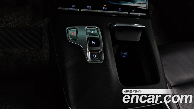 Hyundai Grandeur (IG) 3.0 LPi Rent Car Premium 2022 — фото 9