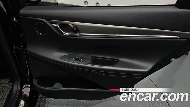 Hyundai Grandeur (IG) 3.0 LPi Rent Car Premium 2022 — фото 25
