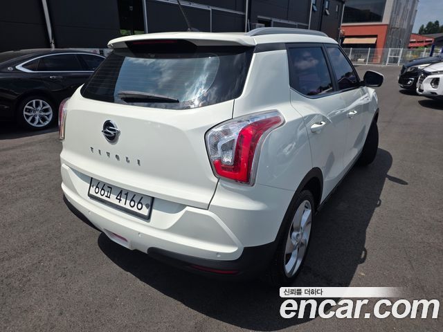 KG Mobility (SsangYong) Tivoli LX 2WD DLX 2015 — фото 2