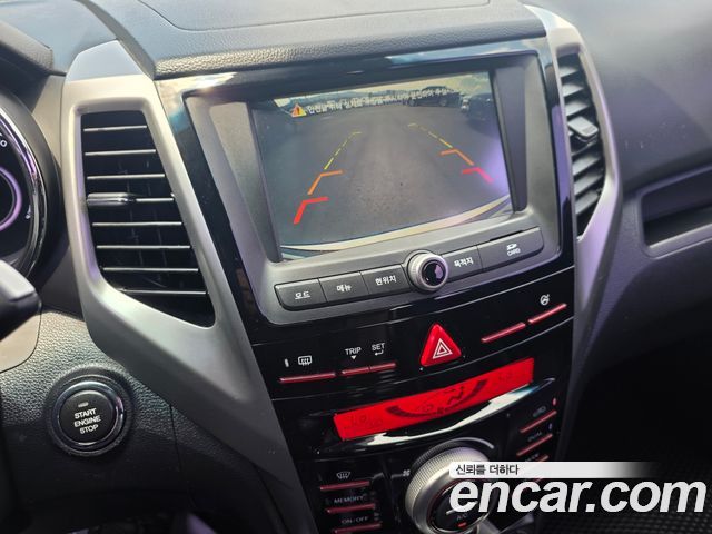 KG Mobility (SsangYong) Tivoli LX 2WD DLX 2015 — фото 17