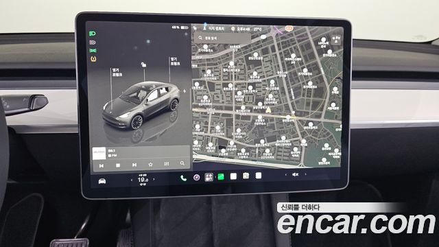Tesla Model Y Long Range AWD 2024 — фото 14