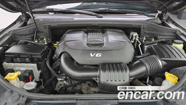 Jeep Grand Cherokee 3.6 Overland WK2 2015 — фото 6