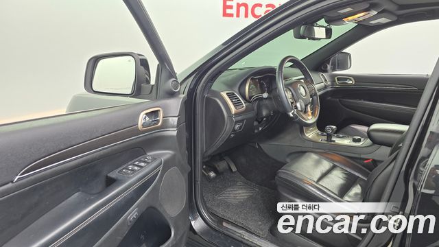 Jeep Grand Cherokee 3.6 Overland WK2 2015 — фото 10