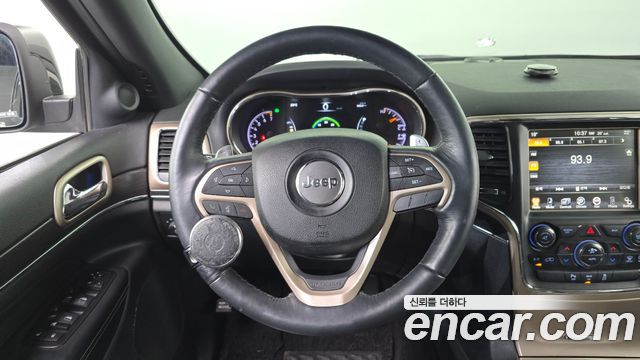 Jeep Grand Cherokee 3.6 Overland WK2 2015 — фото 13