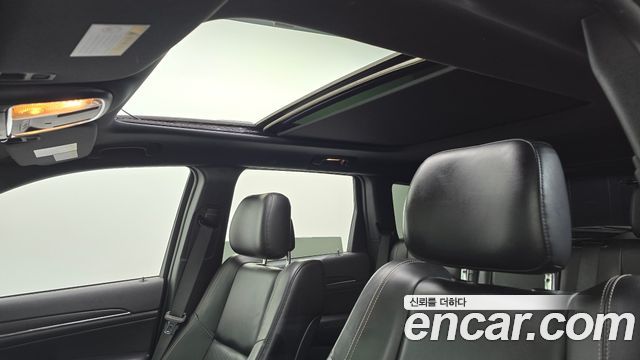 Jeep Grand Cherokee 3.6 Overland WK2 2015 — фото 16