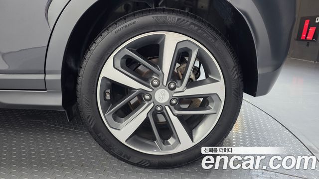 Hyundai Kona 1.6 Turbo 2WD Premium 2019 — фото 21