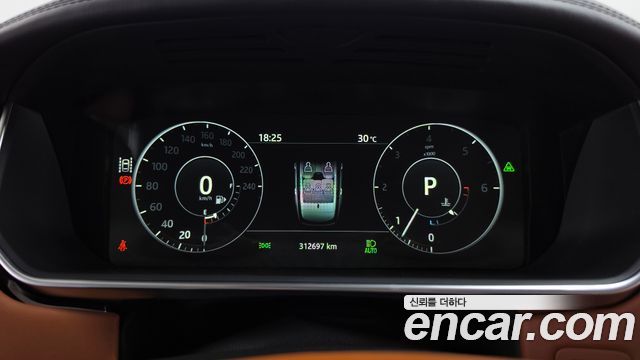 Land Rover Range Rover (IV) 4.4 SDV8 AB DIESEL 2017 — фото 8