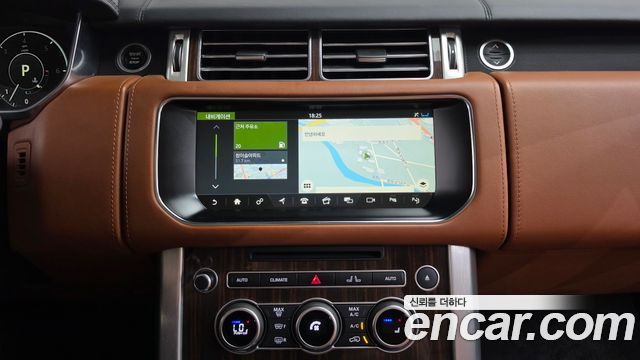 Land Rover Range Rover (IV) 4.4 SDV8 AB DIESEL 2017 — фото 18