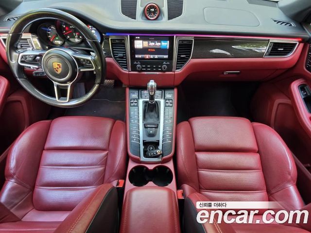 Porsche Macan 3.0 GTS 95B 2017 — фото 7