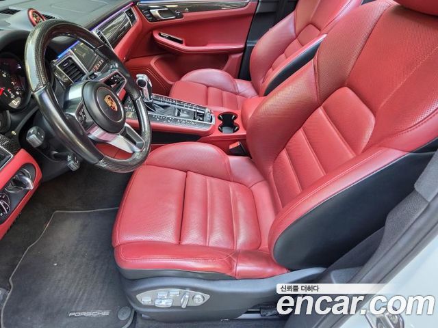 Porsche Macan 3.0 GTS 95B 2017 — фото 10