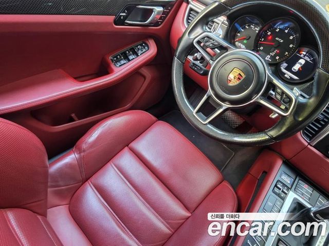 Porsche Macan 3.0 GTS 95B 2017 — фото 17