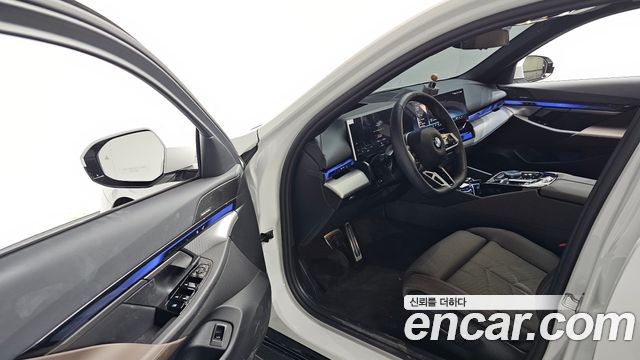 BMW 5 Series (G60) 520i Special Edition 2026 — фото 10