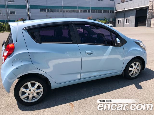 Chevrolet Spark LS+ 2015 — фото 17