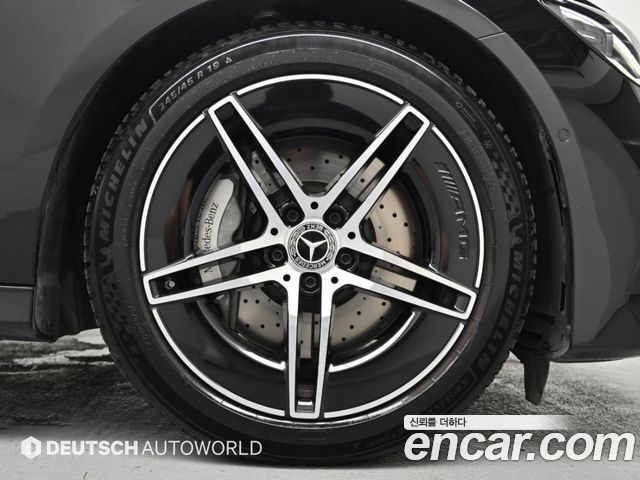 Mercedes-Benz E-Class (W214) E300 4MATIC AMG Line 2025 — фото 6