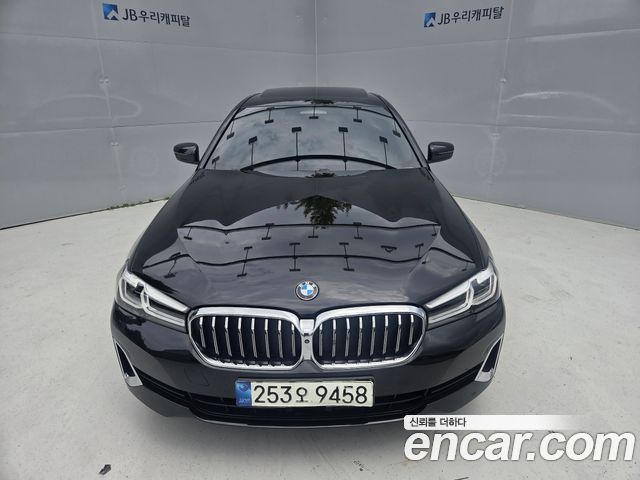 BMW 5 Series (G30) 530i Luxury