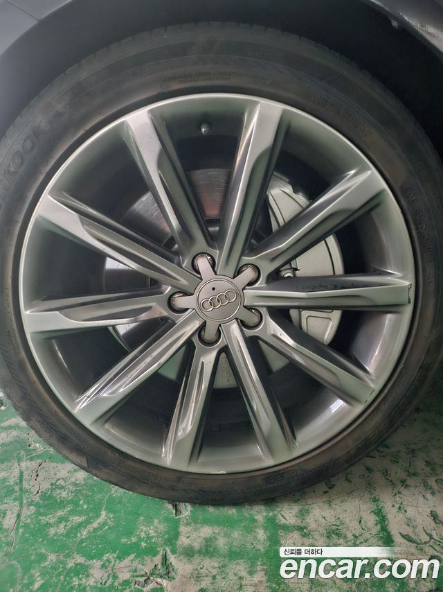 Audi A7 50 TFSI Quattro Dynamic 4G 2015 — фото 16