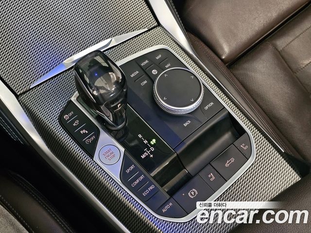 BMW 4 Series (G22) 420i M Sport Convertible 2021 — фото 17