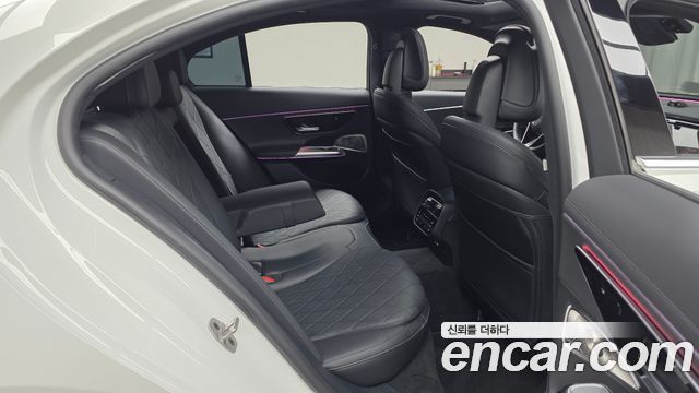 Mercedes-Benz E-Class (W214) E450 4MATIC Exclusive 2024 — фото 26