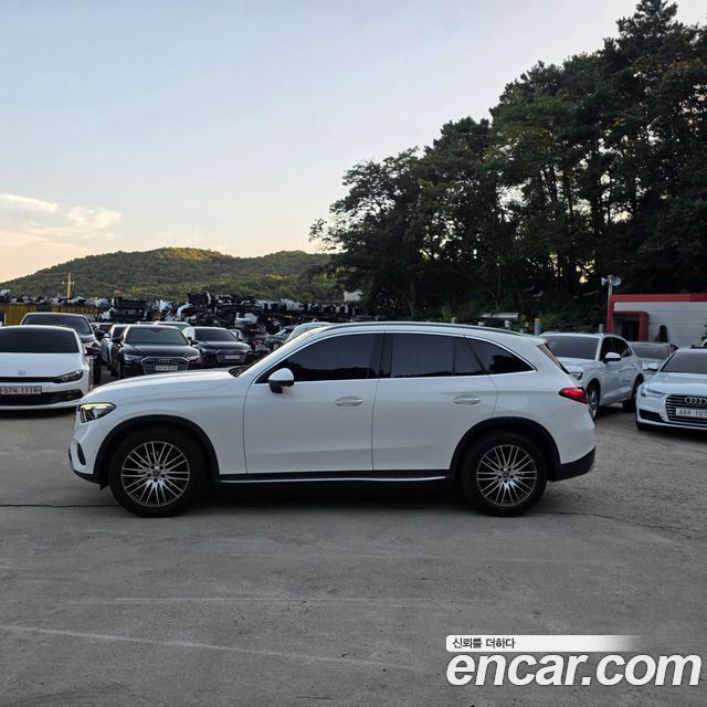 Mercedes-Benz GLC-Class (X254) GLC220 d 4MATIC 2023 — фото 3