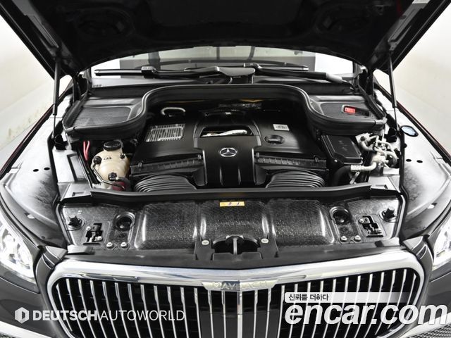Mercedes-Benz GLS-Class (X167) Maybach GLS600 4MATIC 2023 — фото 6